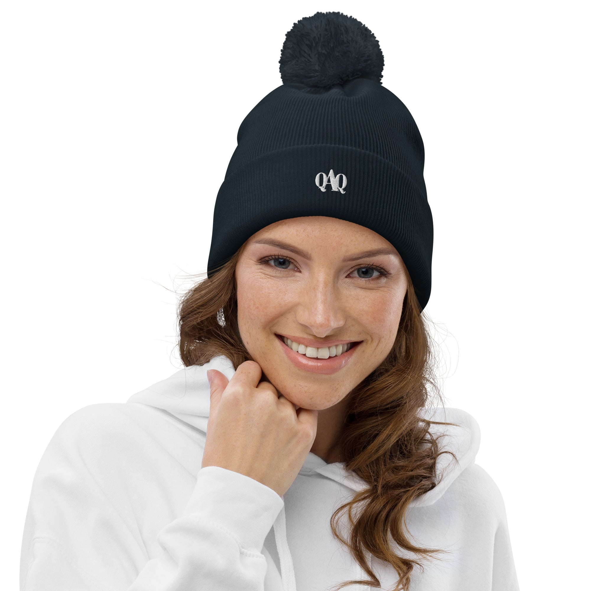 QAQ Pom pom beanie - MobbMall